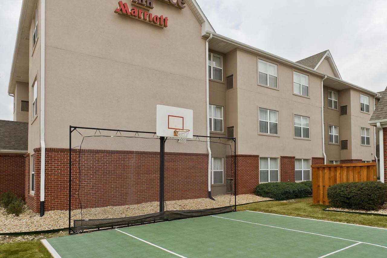 By Marriott Dallas 3* Lewisville
