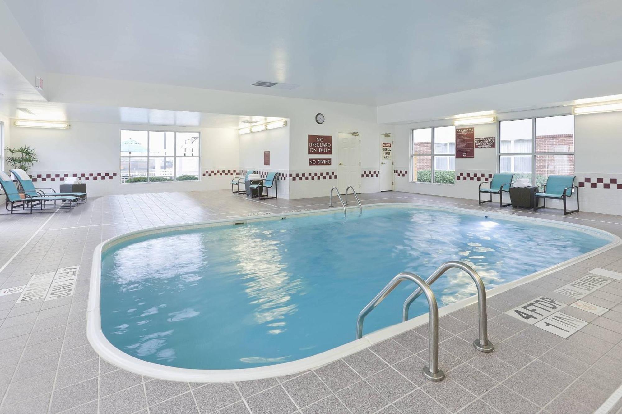 By Marriott Dallas Hotel 3*