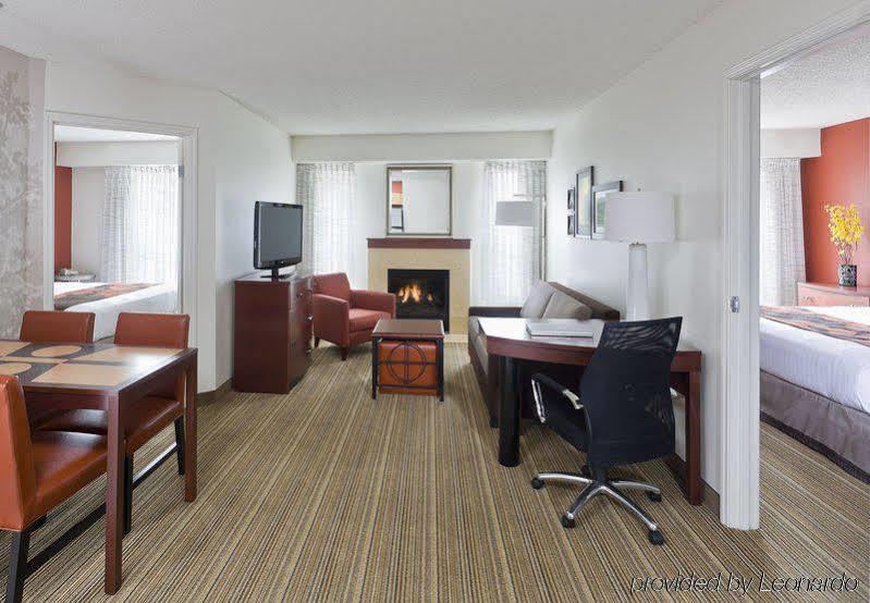 By Marriott Dallas Hotel Lewisville
